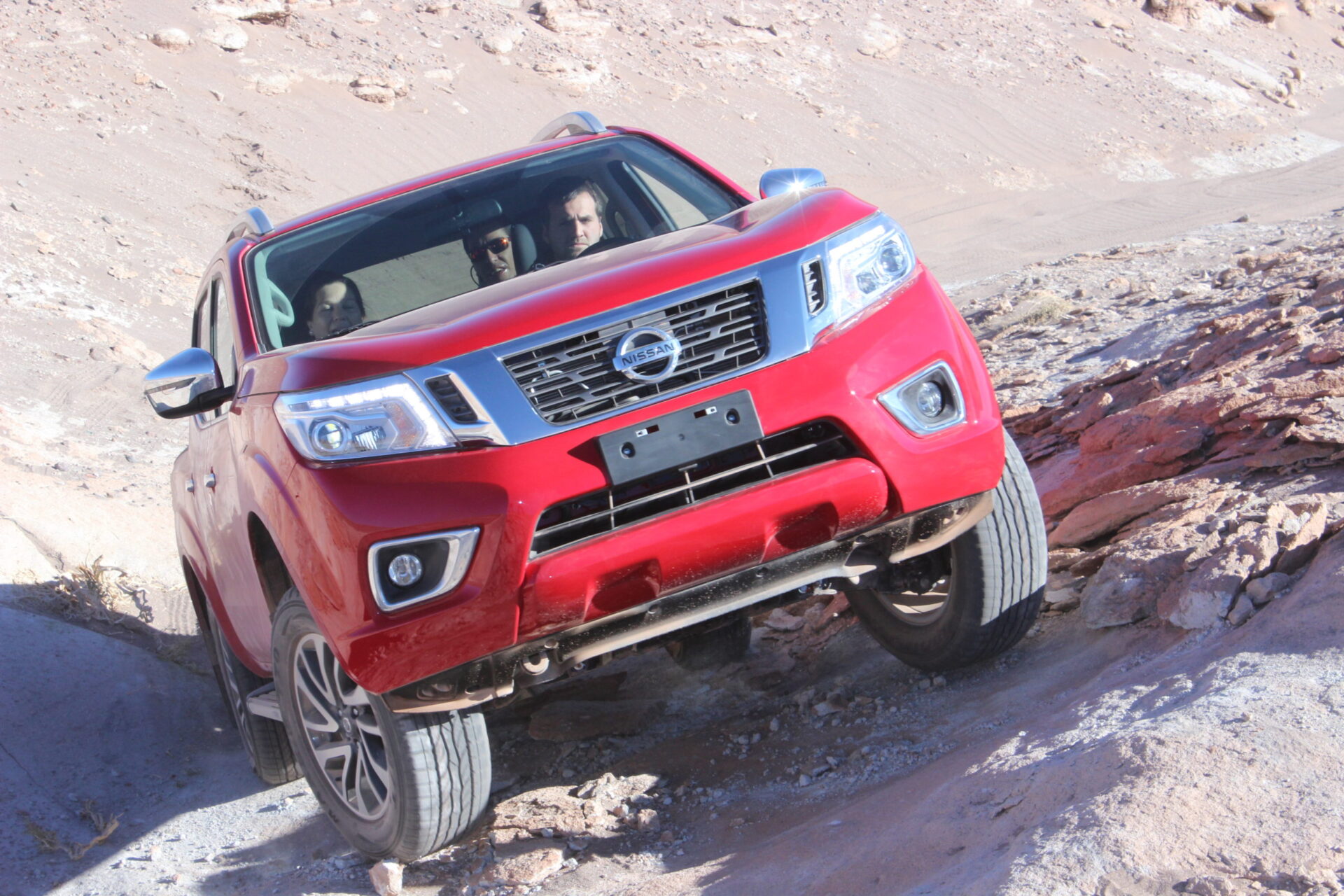 Al volante de la Nissan NP300 en el corazón de Atacama