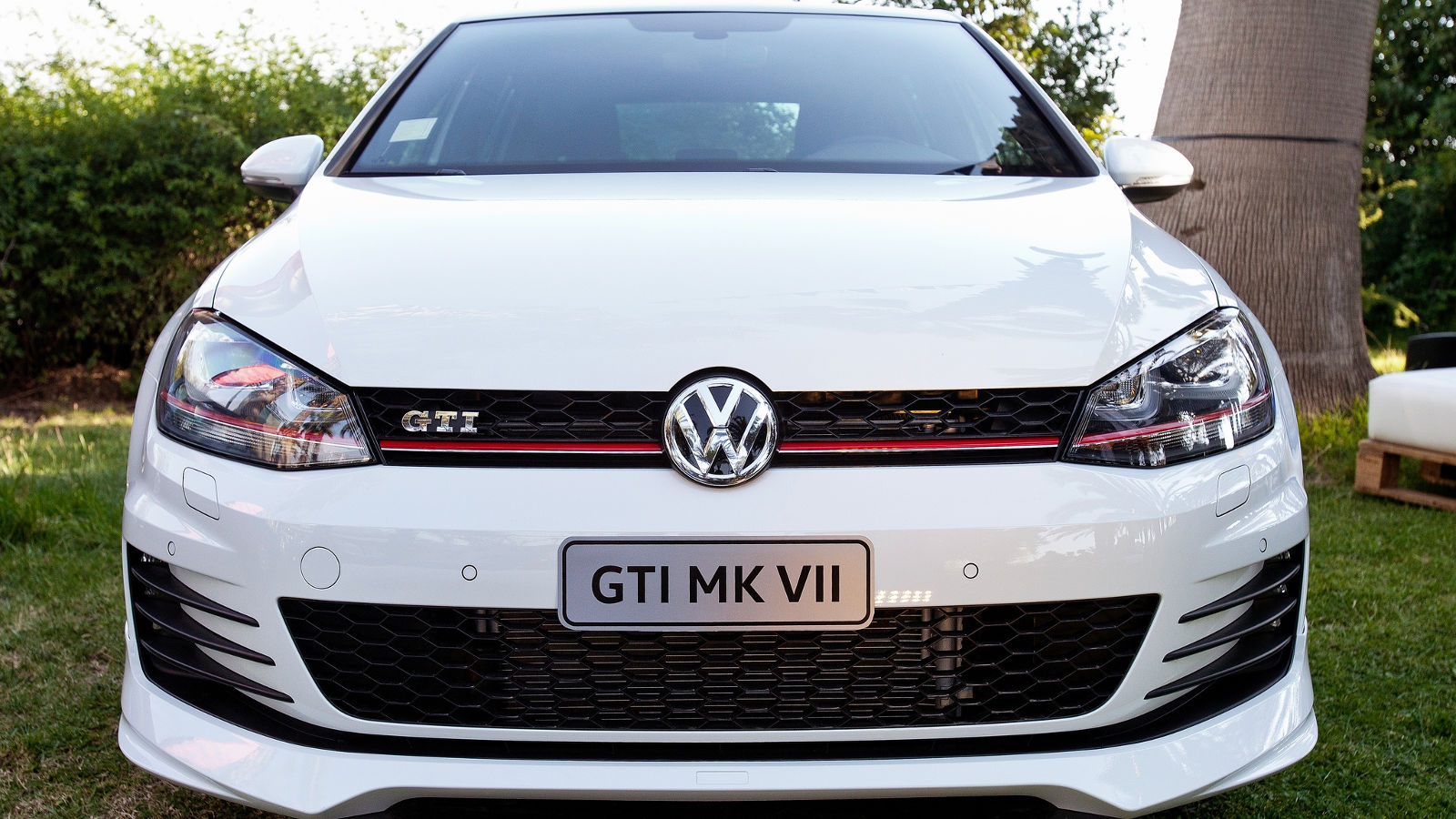 Volkswagen y TAG Heuer celebran al Golf GTI