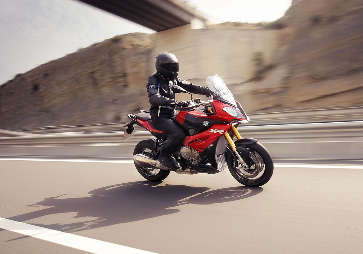 Test S 1000 XR: el asombroso ensamblaje motero que une ruta y superdeportividad