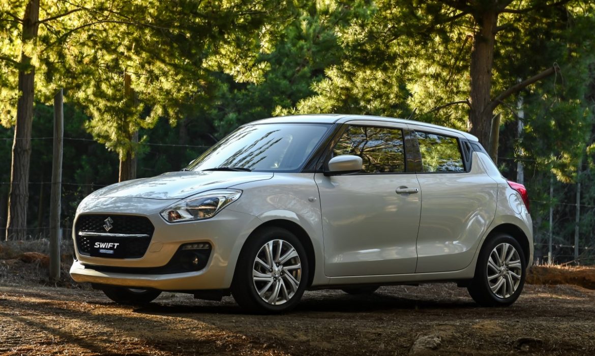 Suzuki Swift se convierte en el auto híbrido más barato de Chile