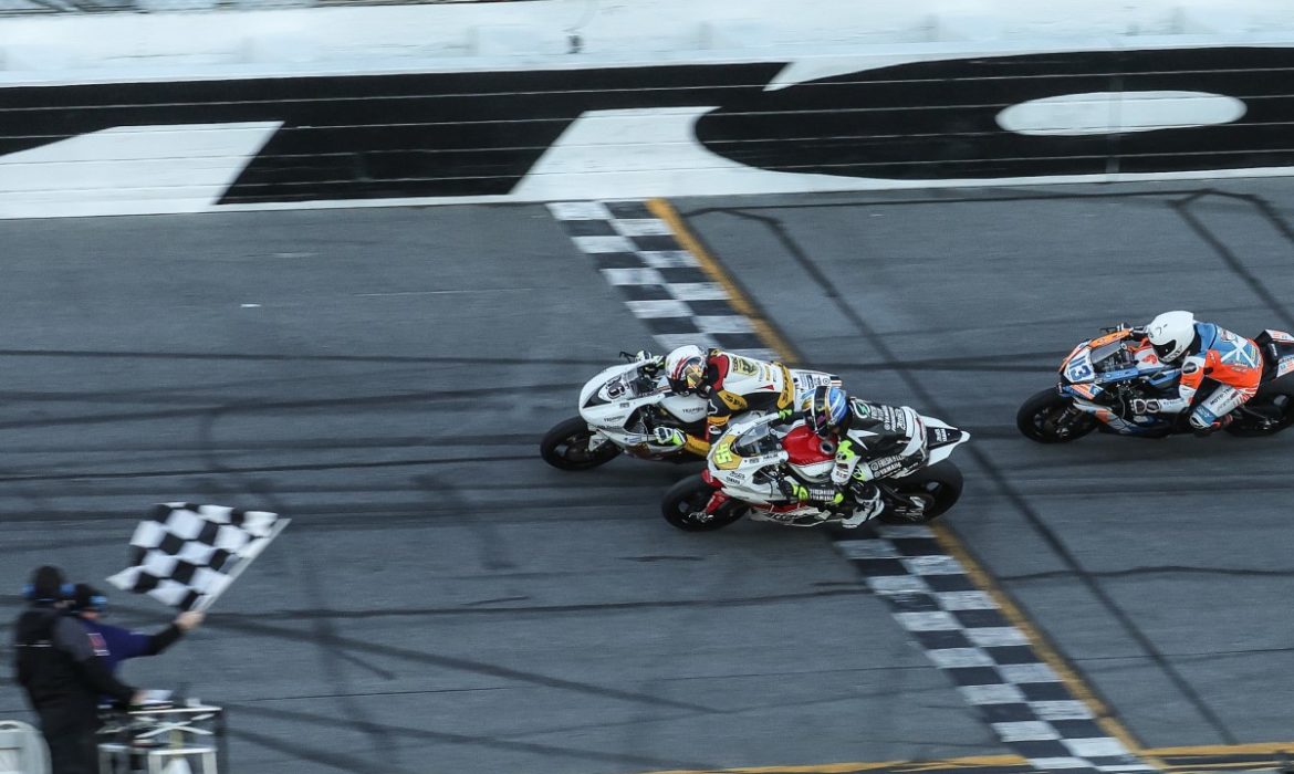 Brandon Paasch y la Triumph Street Triple RS se quedan con las 200 Millas de Daytona