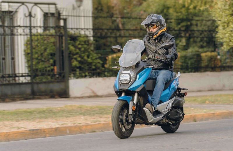 Lifan KPV 150 2023: pequeña gran multipropósito en modo scooter