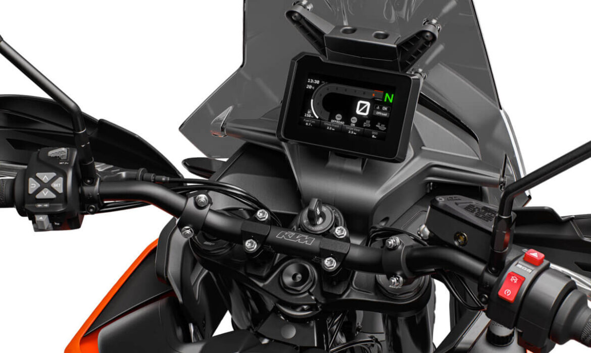 KTM 890 Adventure 2023 se estrena en la Copa del Rey