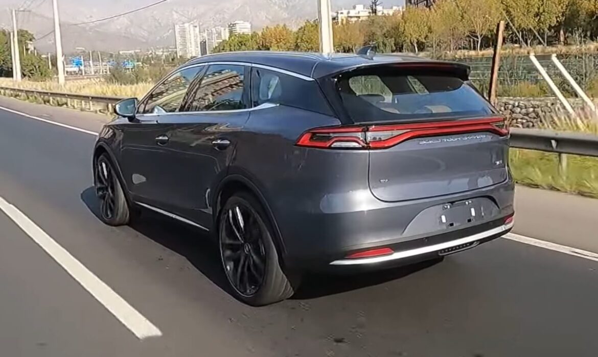 BYD Tang EV 2023: SUV eléctrico avanzado y convincente