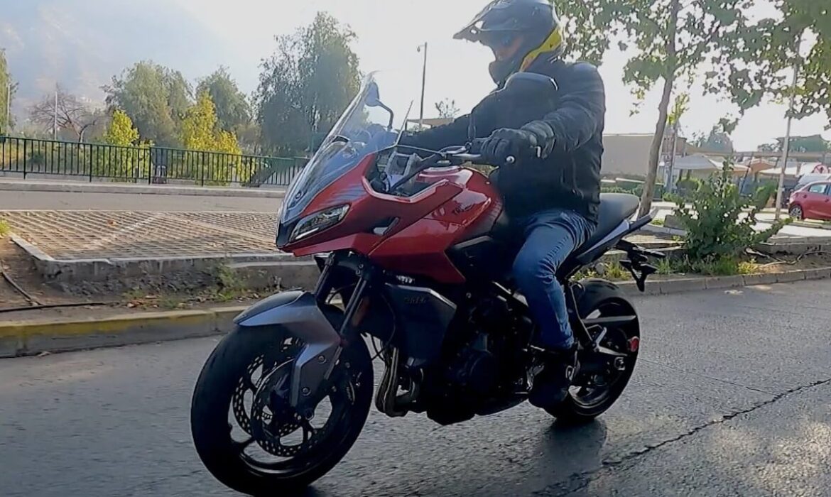 Triumph Tiger Sport 660: prueba urbana a la joven tricilíndrica