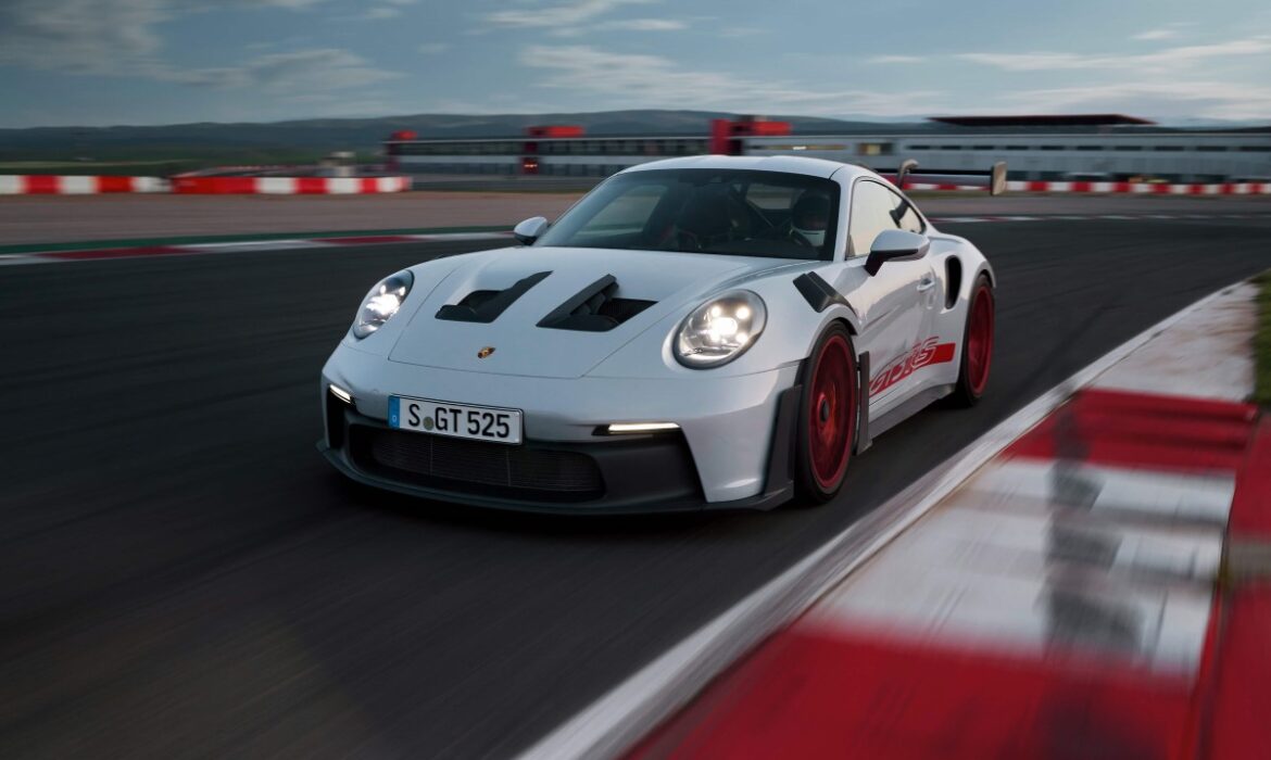 Porsche 911 GT3 RS 2023 sale con DRS a las calles de Chile