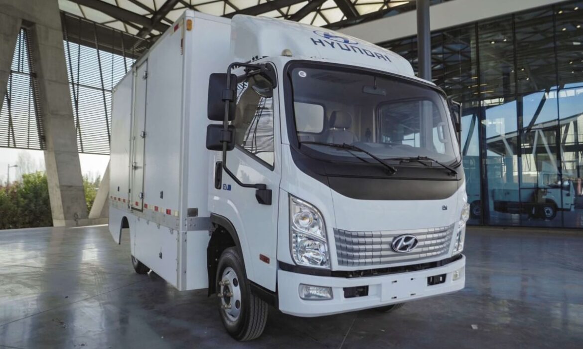 Hyundai Camiones & Buses profundiza respaldo a la electromovilidad