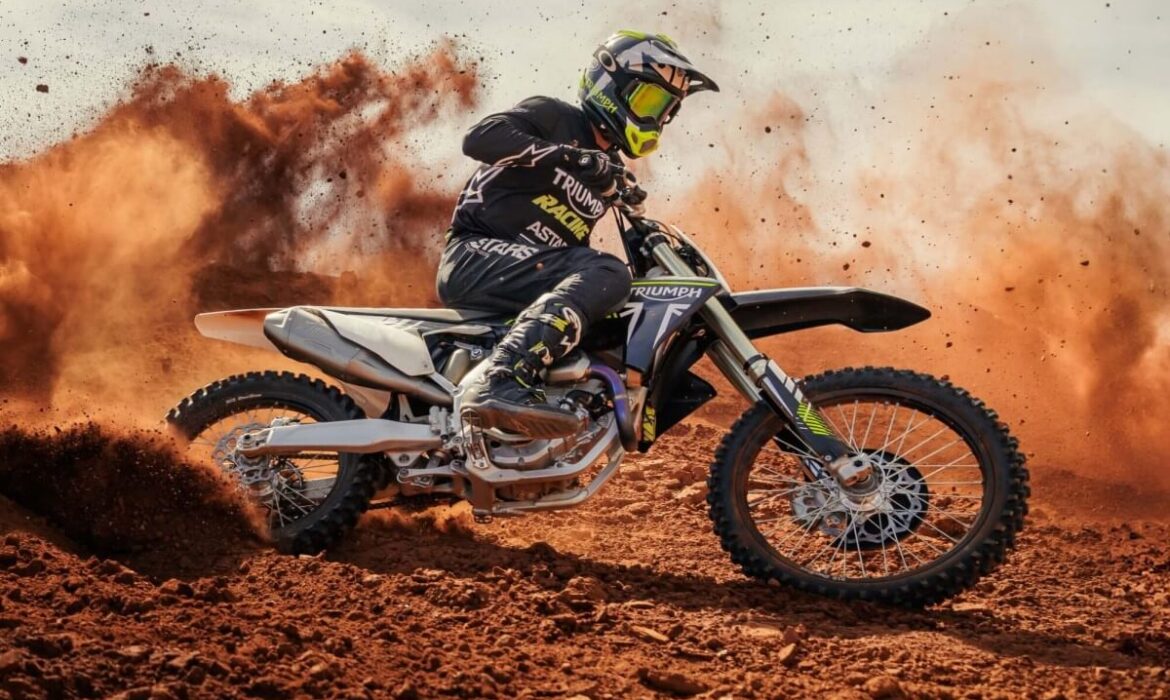 Triumph TF 250-X: la carta británica para el debut en el motocross