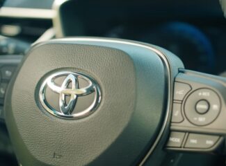 Los 12 autos híbridos más vendidos de Chile: Toyota Corolla Cross se eleva
