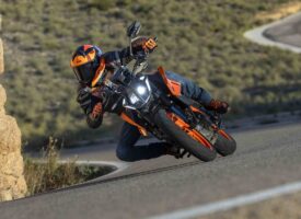 KTM 390 Duke reclama su corona como la moto “reina del asfalto”